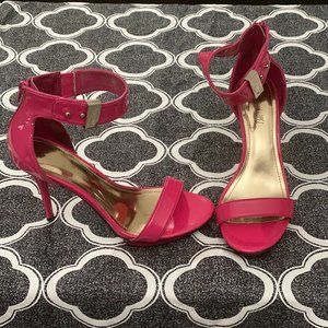 Jennifer Lopez | Cindi Patent Heels | Fuchsia | Size 8